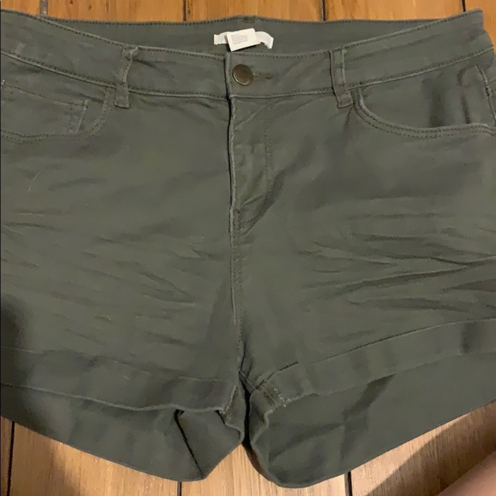 H&M denim shorts